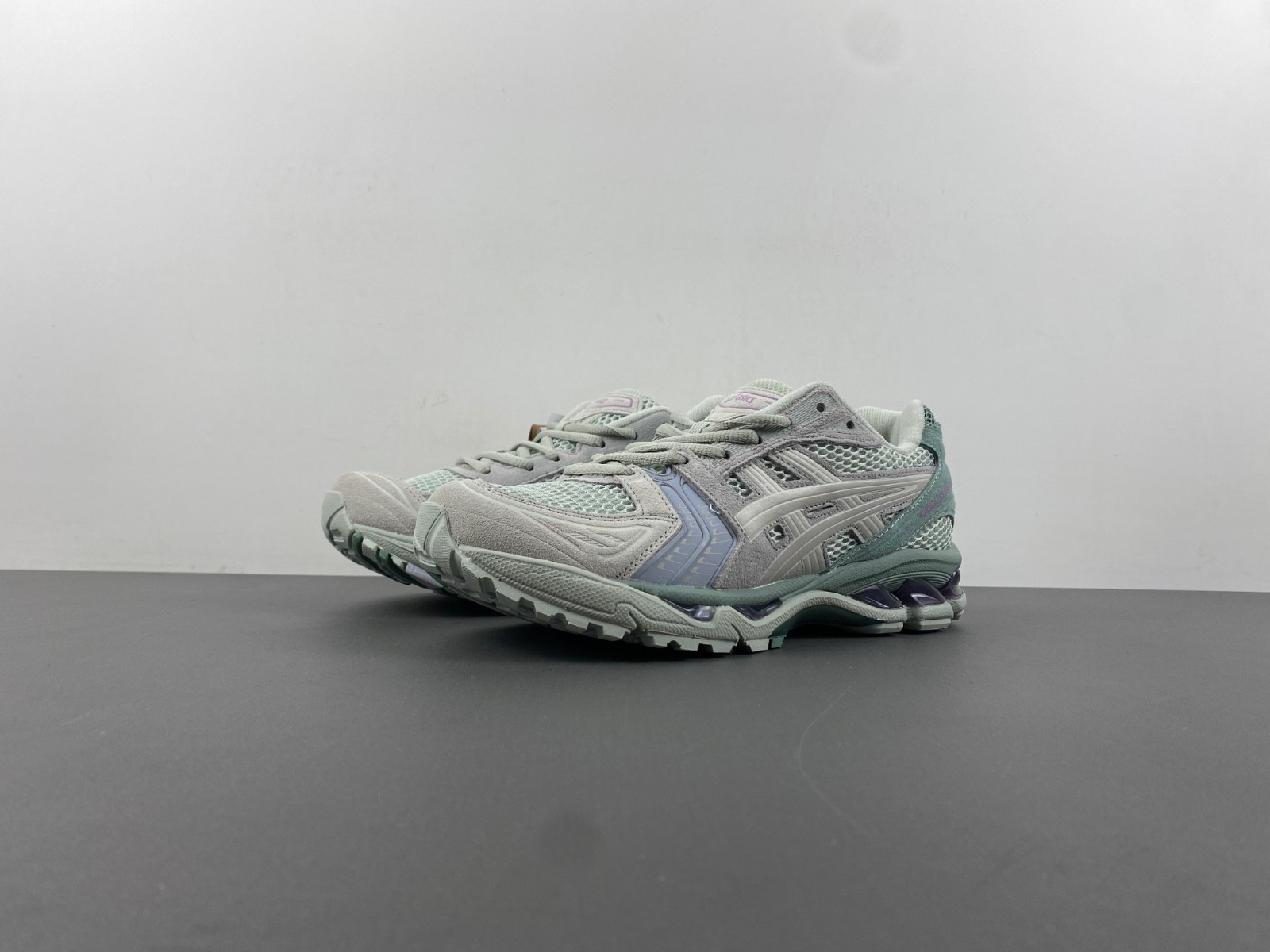 As*ic*s gel-kayano 14 1201a019-024