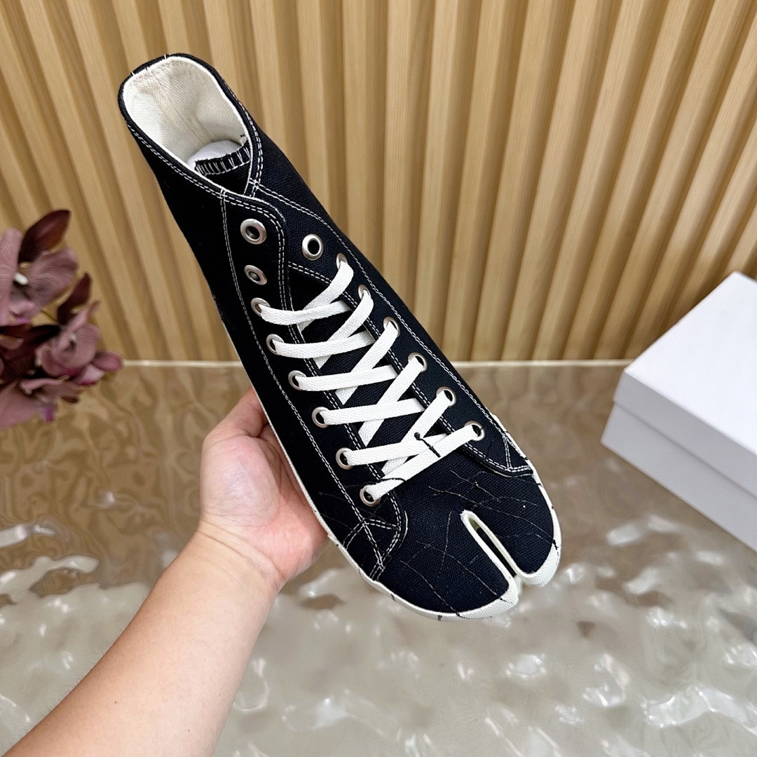 Ma1s0n Marg*e1a Sneakers