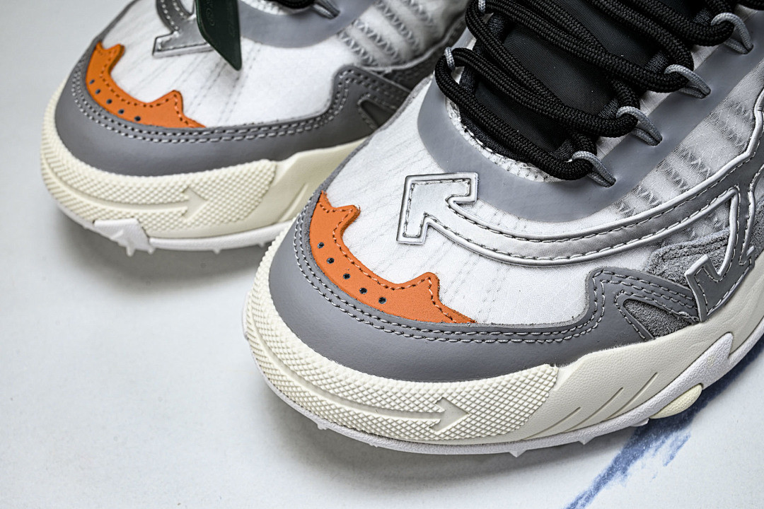 Off White ODSY-2000 Sneaker