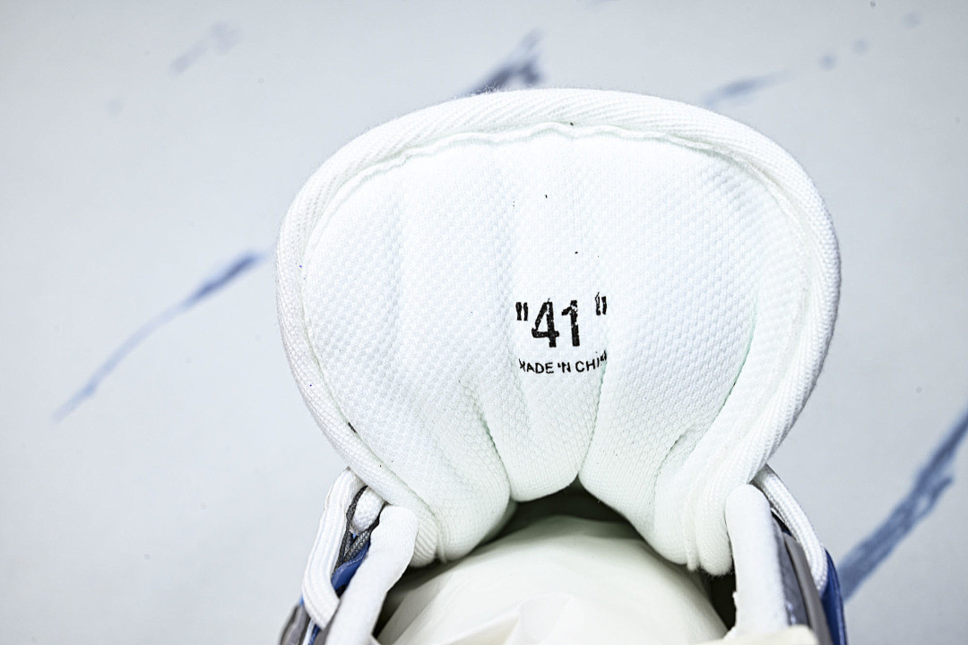 Off White ODSY-2000 Sneaker
