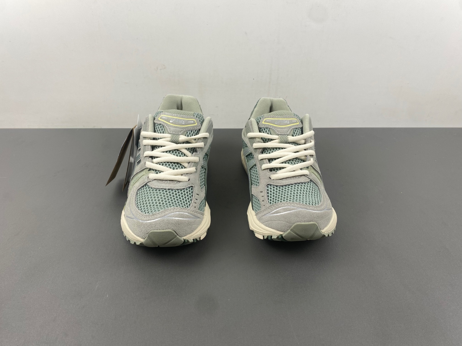 As*ic*s gel-kayano 14 1201a019-026