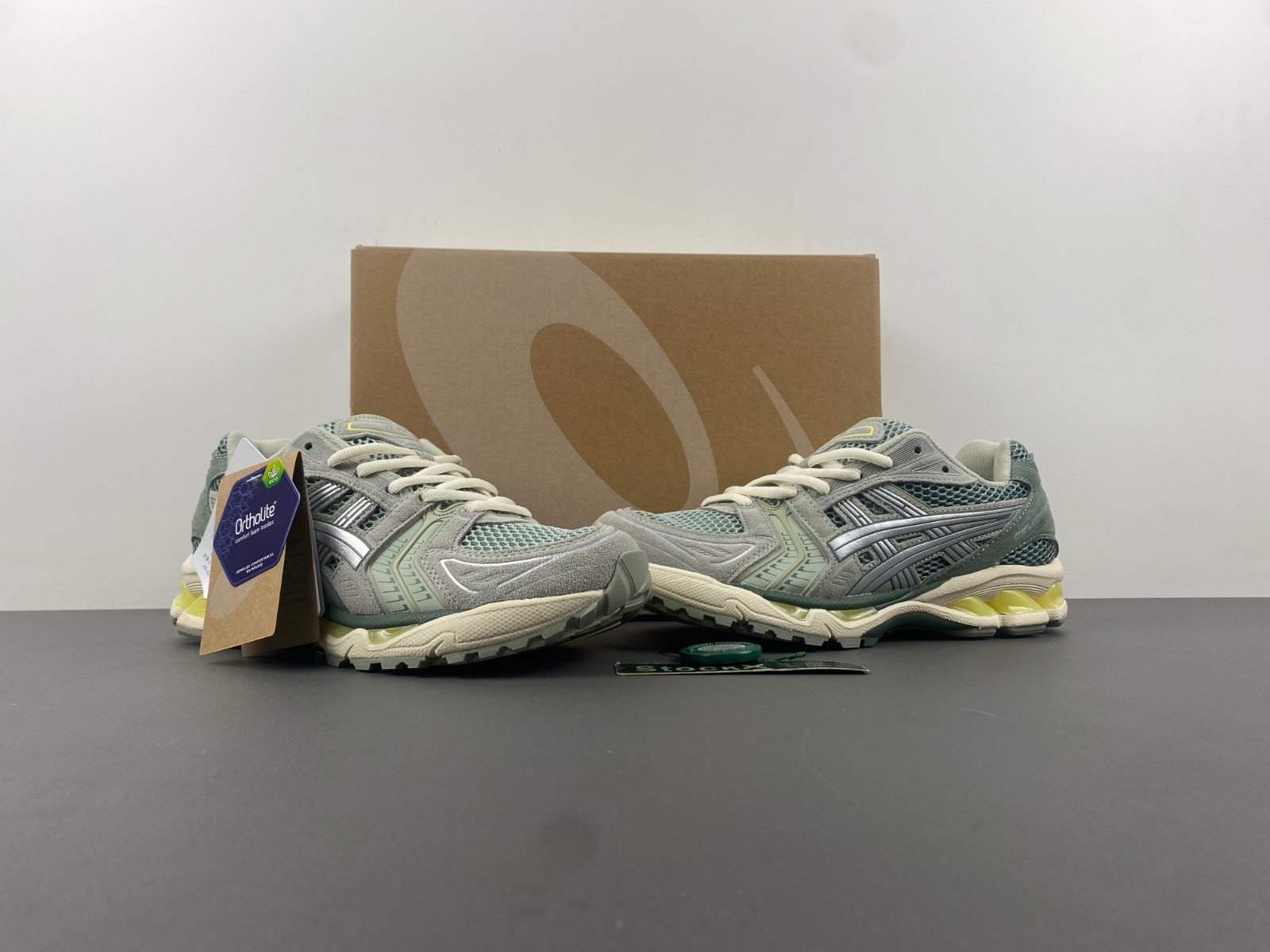 As*ic*s gel-kayano 14 1201a019-026