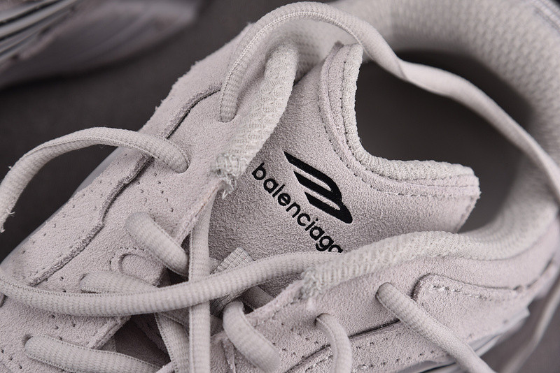 Balenciaga Sneaker 825418 WMNSS 1011