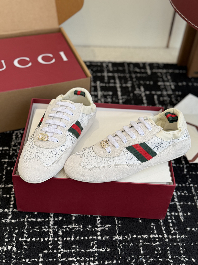 GC Sneakers