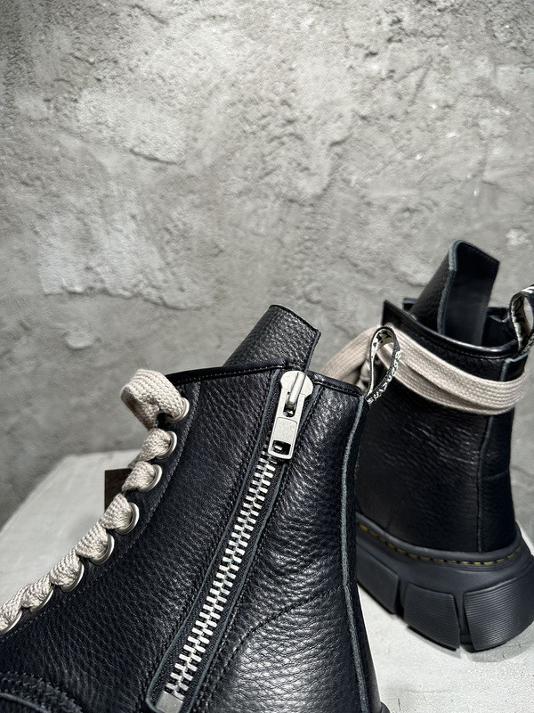 RO Sneakers