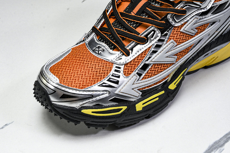 OFF-WHITE BE RIGHT BACK