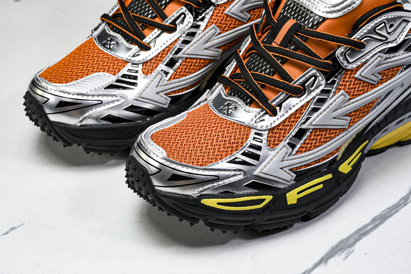 OFF-WHITE BE RIGHT BACK