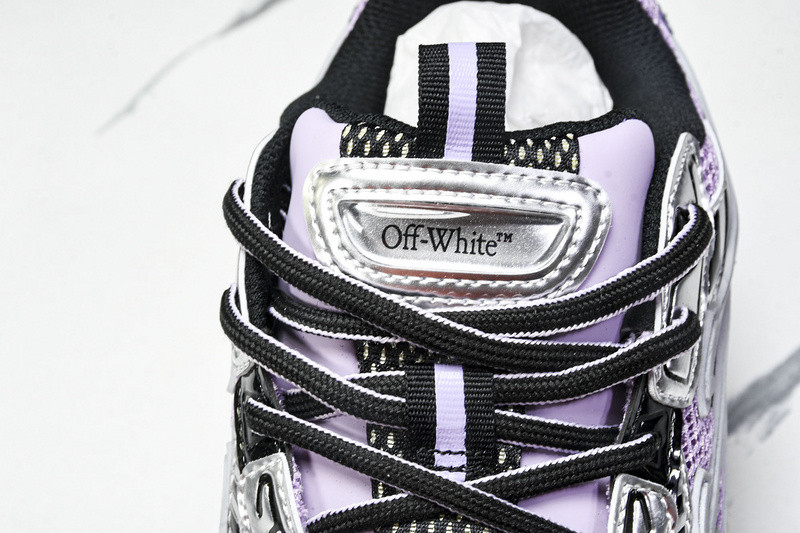 OFF-WHITE BE RIGHT BACK