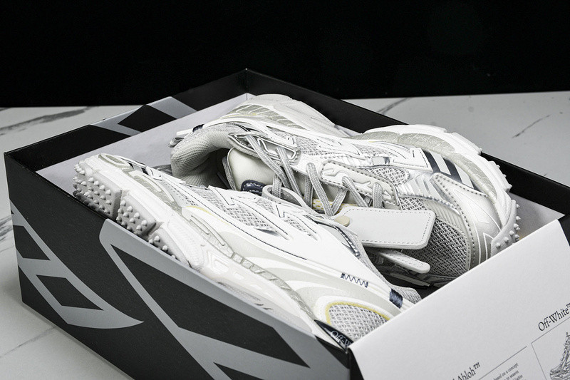 OFF-WHITE BE RIGHT BACK