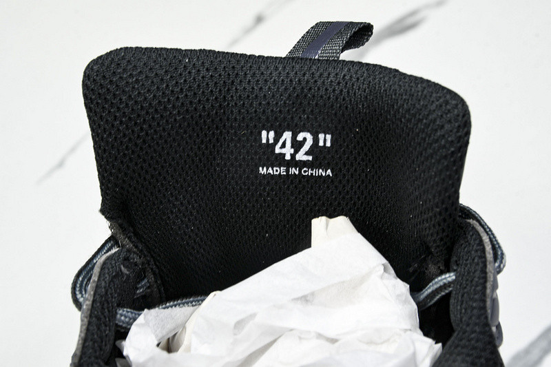 OFF-WHITE BE RIGHT BACK