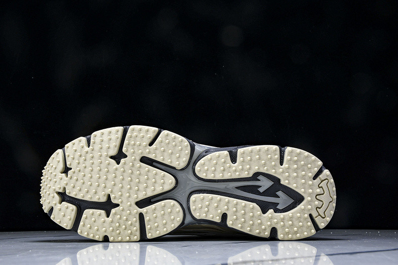 OFF-WHITE BE RIGHT BACK