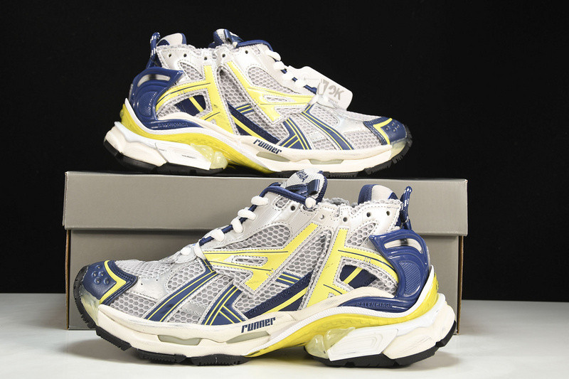 Balenciaga Runner W3RB5-9174