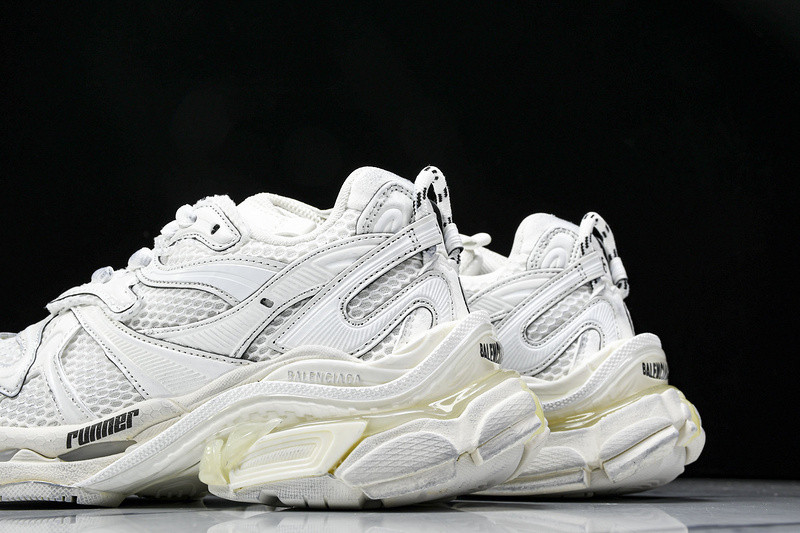Balenciaga Runner W3RXP-9010