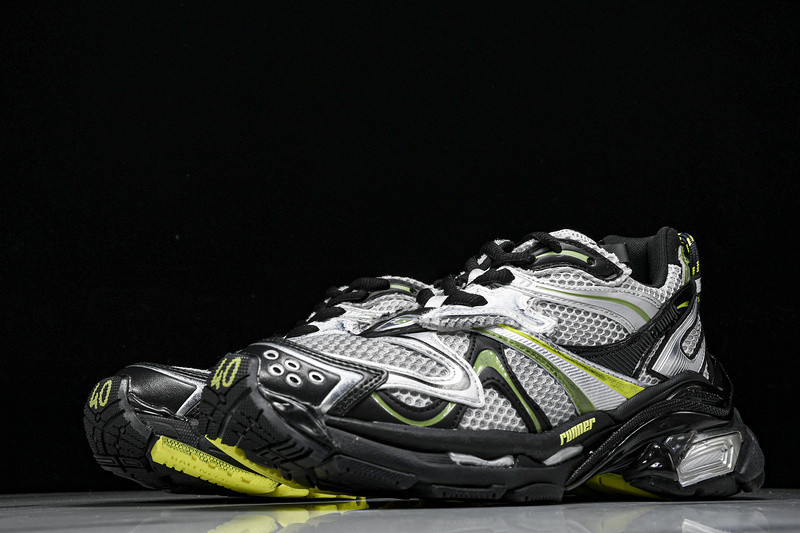 Balenciaga Runner W3RXP-0125