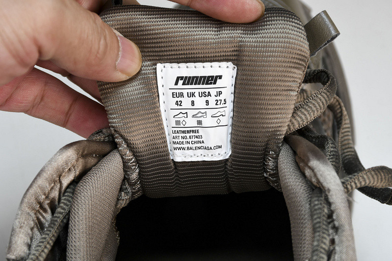 Balenciaga Runner W3RBQ-2010