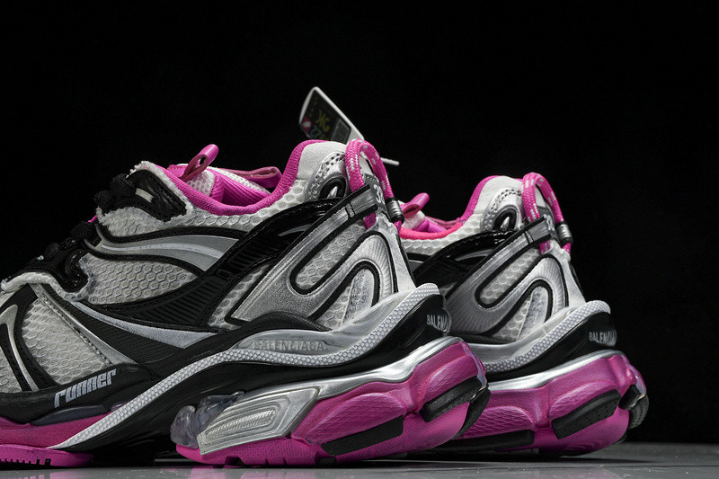Balenciaga Runner W3RXP-5418