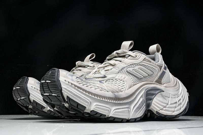 Balenciaga 6XL Sneaker
