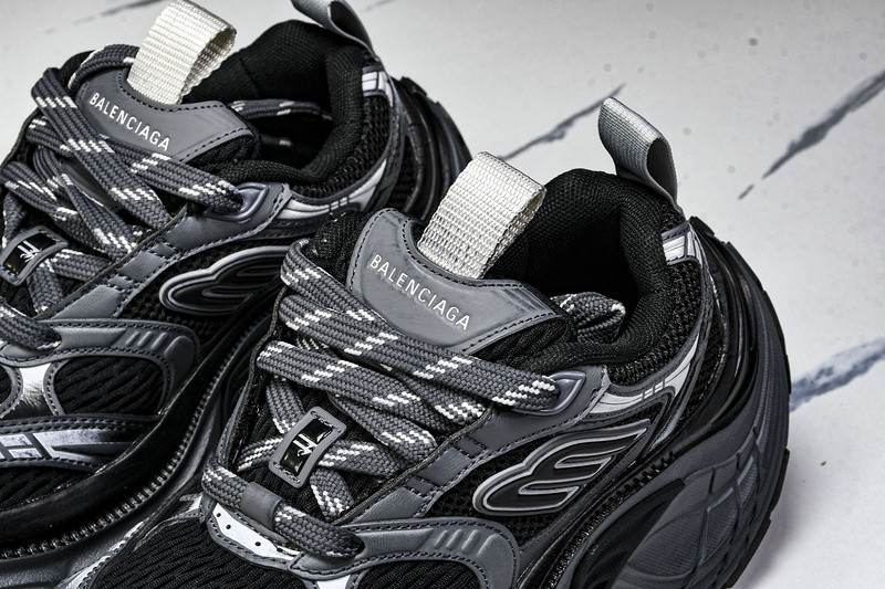 Balenciaga 6XL Sneaker