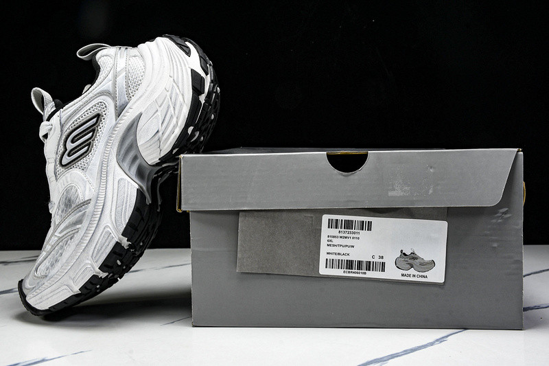 Balenciaga 6XL Sneaker