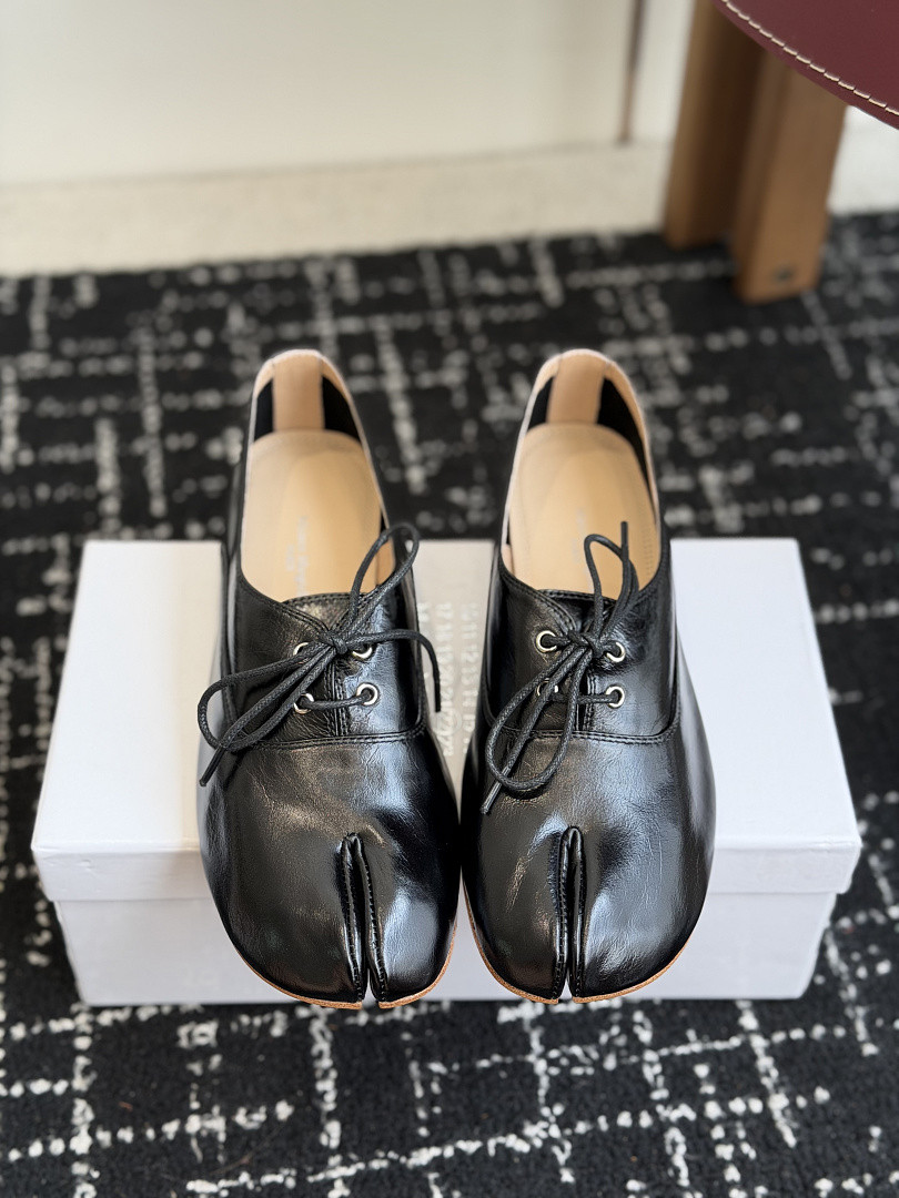 Ma1s0n Marg*e1a Tabi Loafers