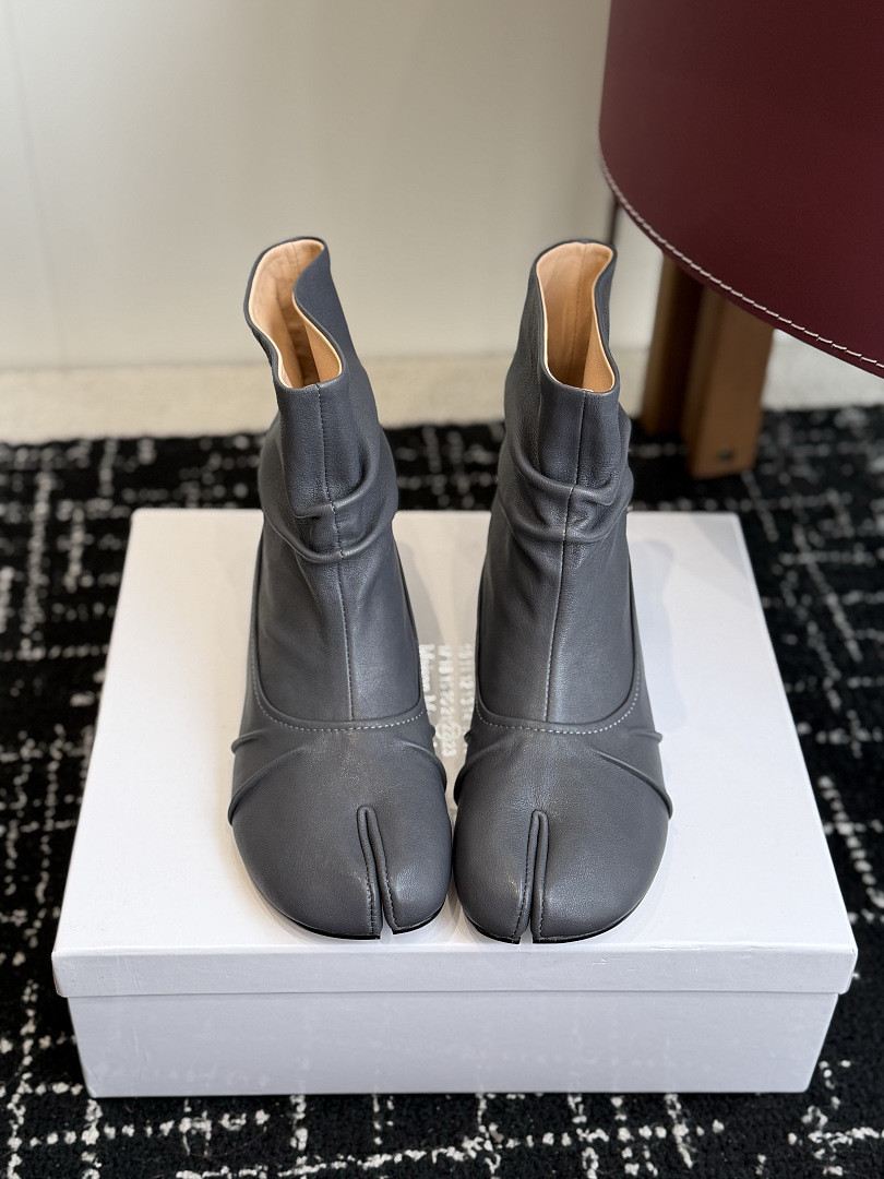 Ma1s0n Marg*e1a Boots