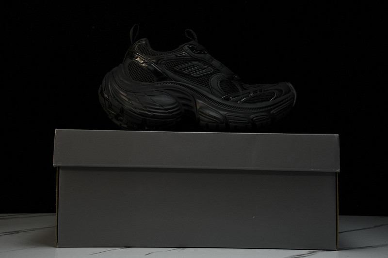 Balenciaga 10XL Sneaker