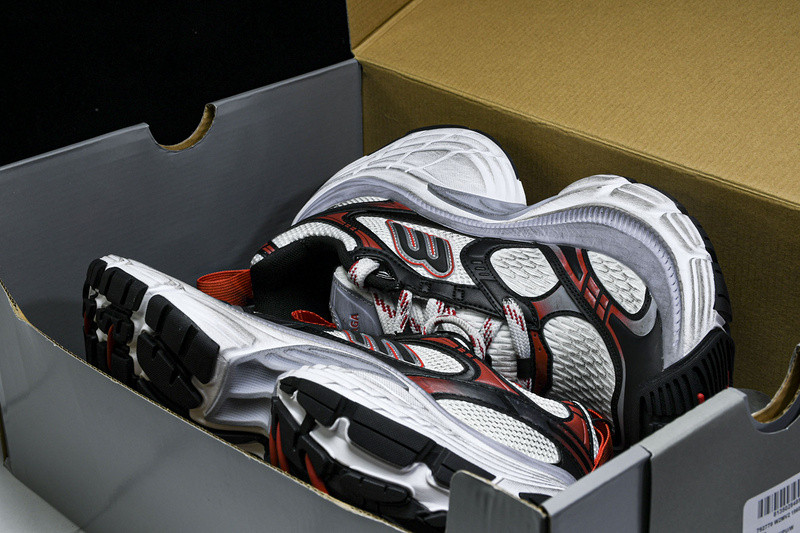 Balenciaga 10XL Sneaker