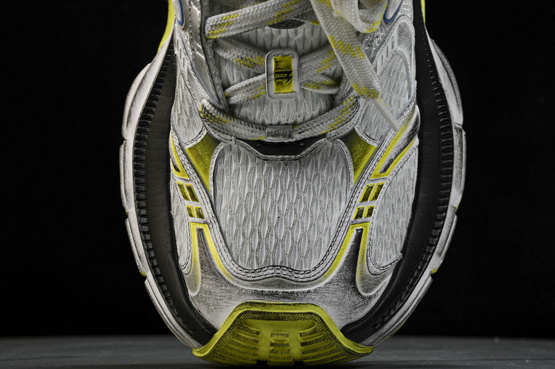 Balenciaga 10XL Sneaker