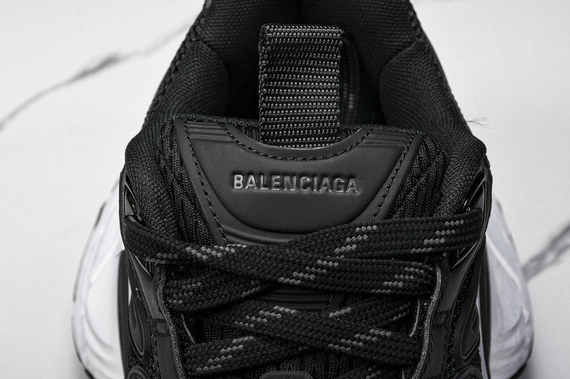 Balenciaga 10XL Sneaker