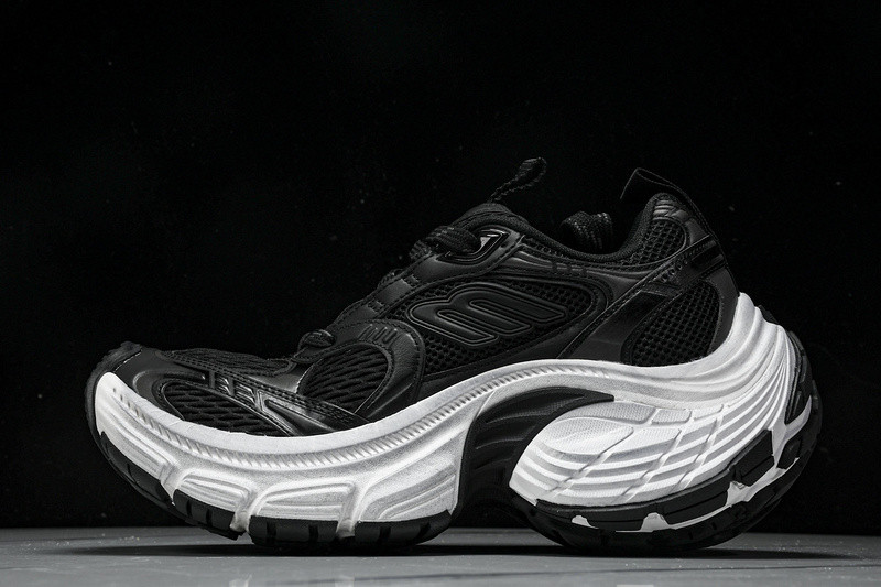 Balenciaga 10XL Sneaker