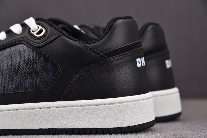 DR B27 Sneaker