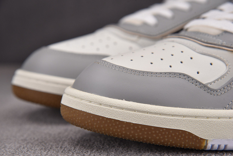 DR B27 Sneaker