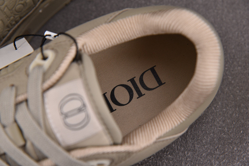DR B27 Sneaker