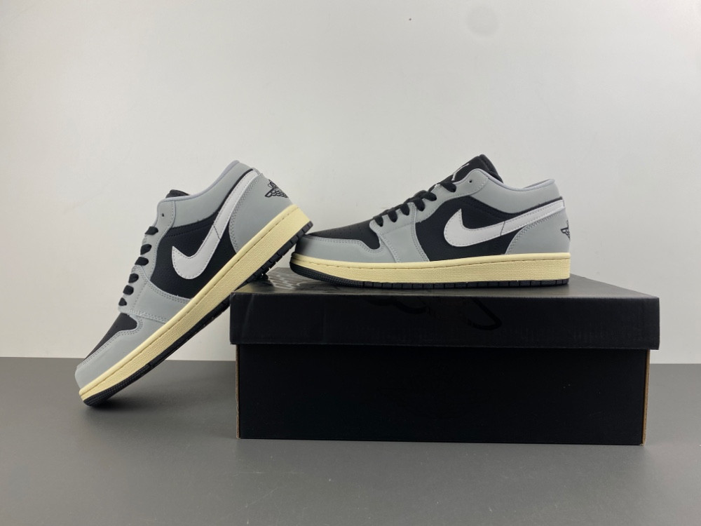 Air Jordan 1 Low HQ2010-012