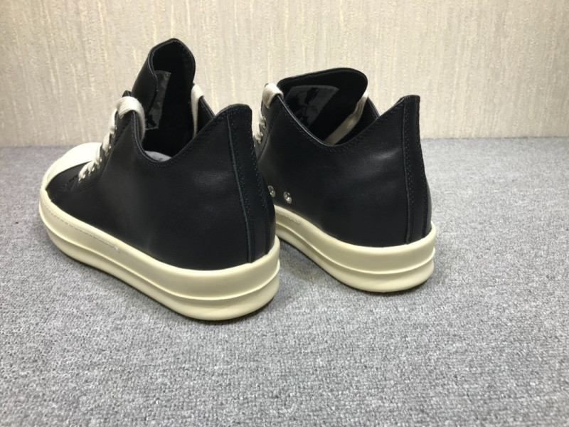 RO Sneakers