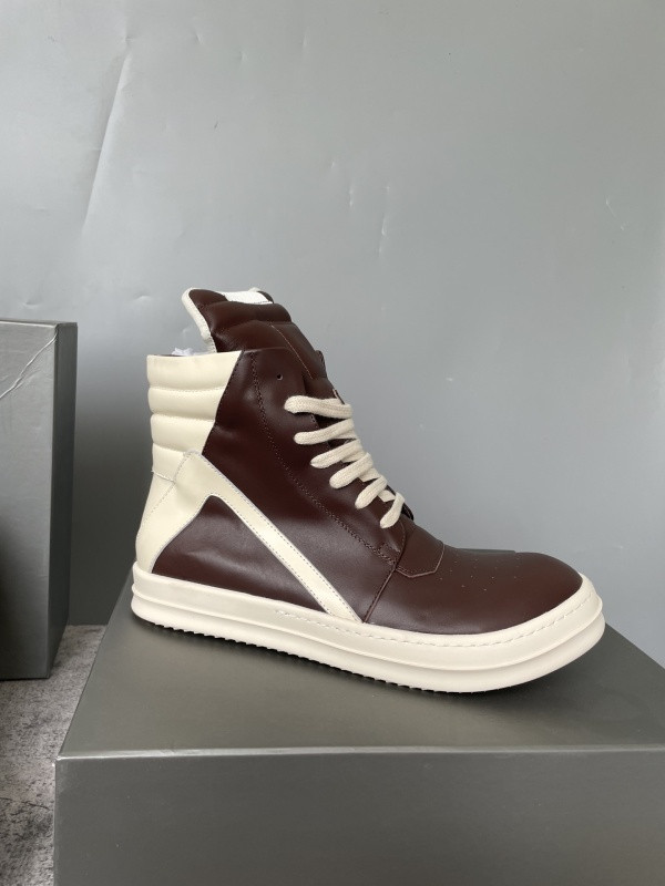 RO Sneakers