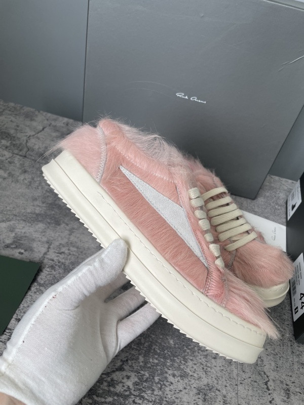 RO Sneakers