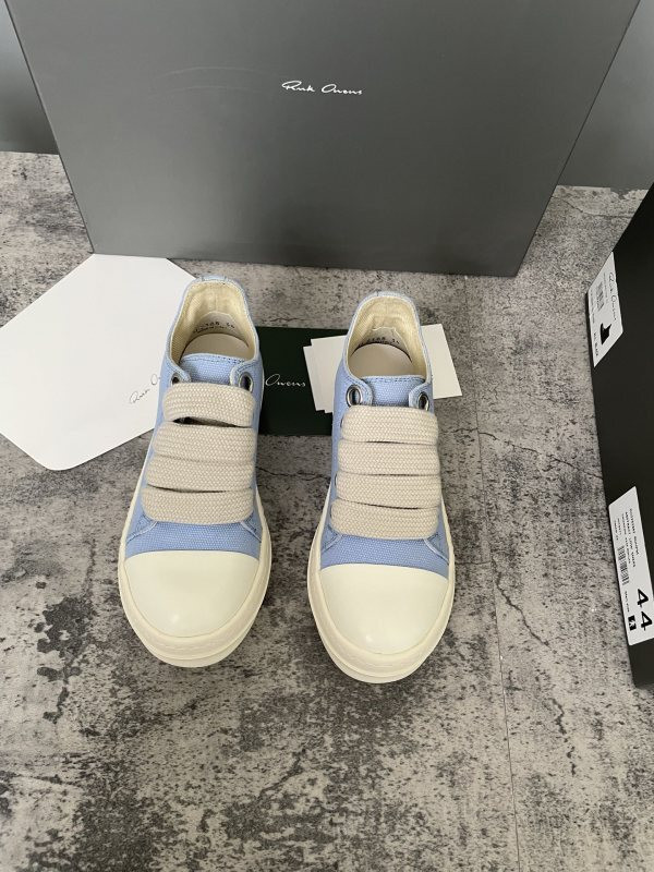 RO Sneakers