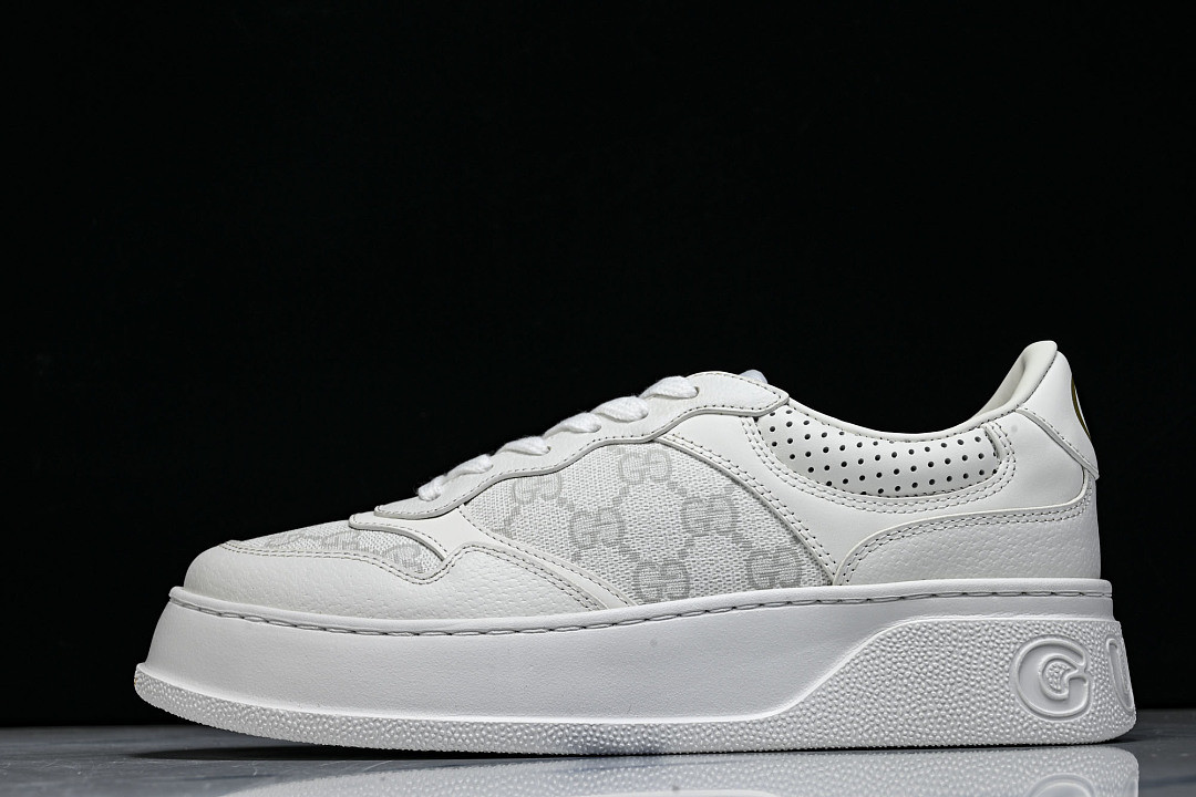 GC Sneakers