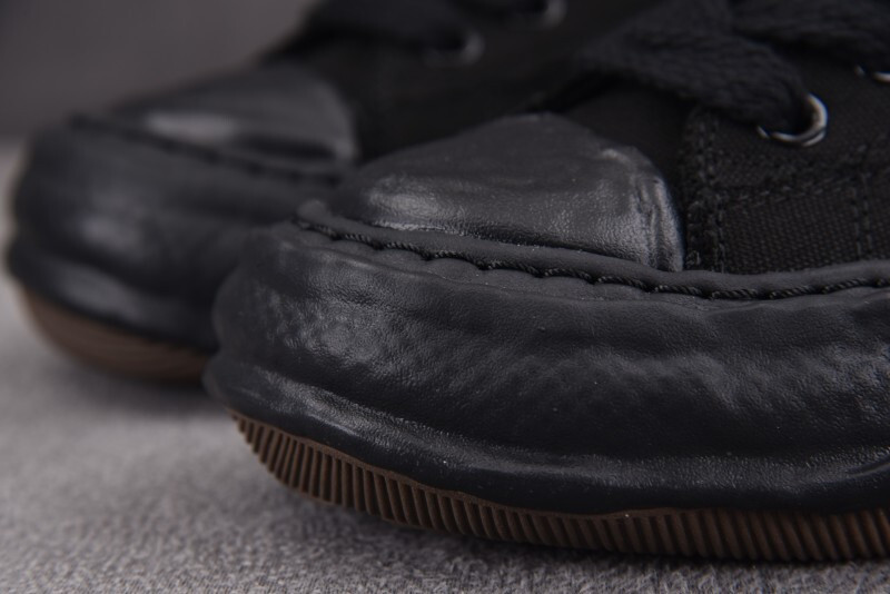 Ma1s0n Mihara Sneakers