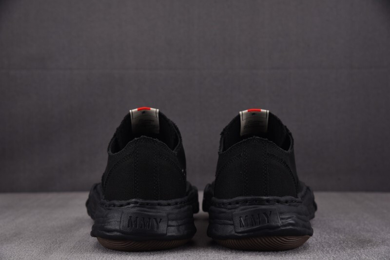Ma1s0n Mihara Sneakers