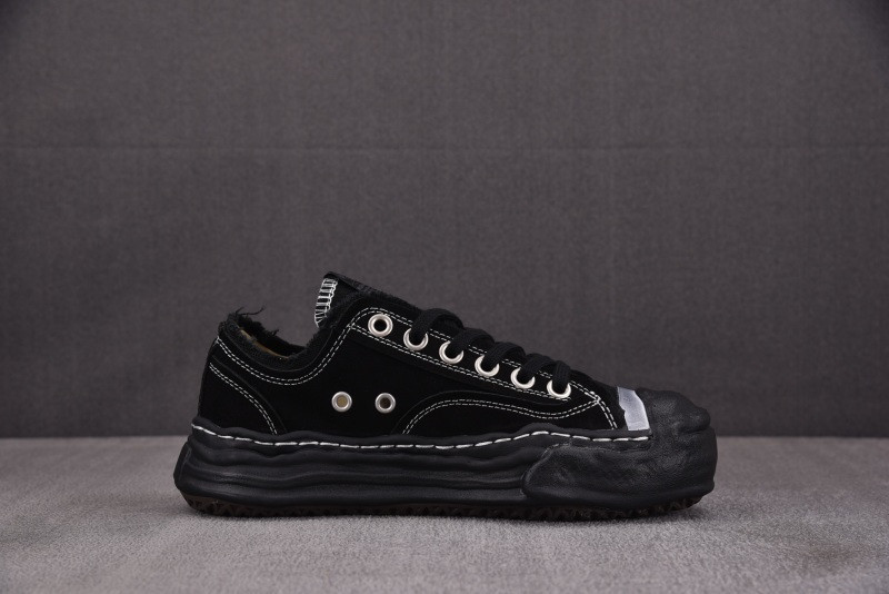Ma1s0n Mihara Sneakers