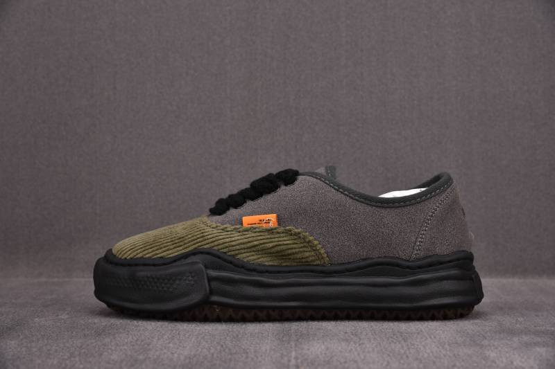 Ma1s0n Mihara Sneakers