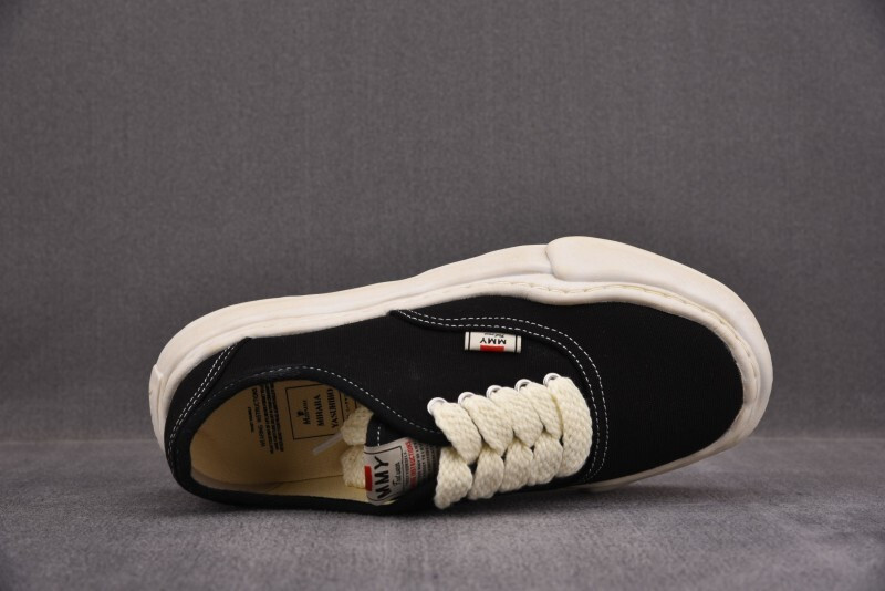 Ma1s0n Mihara Sneakers