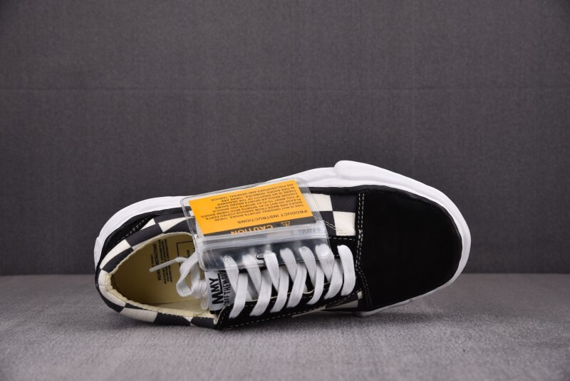 Ma1s0n Mihara Sneakers