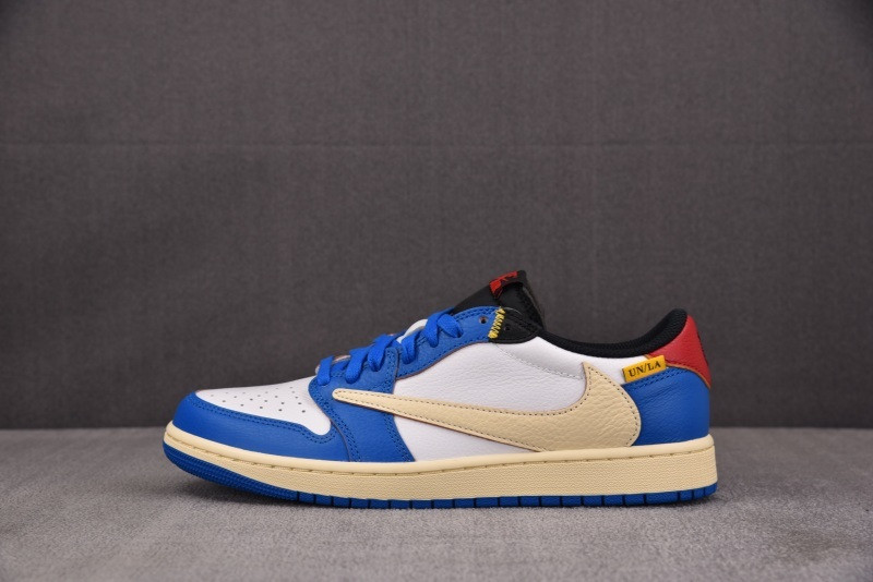 Travis Scott x Air Jordan 1 Low DM7866-111
