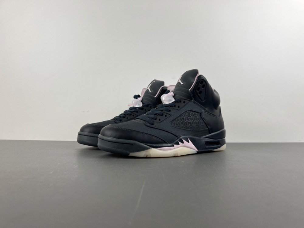 PSG x Air Jordan 5 “Off Noir” HQ3004-001