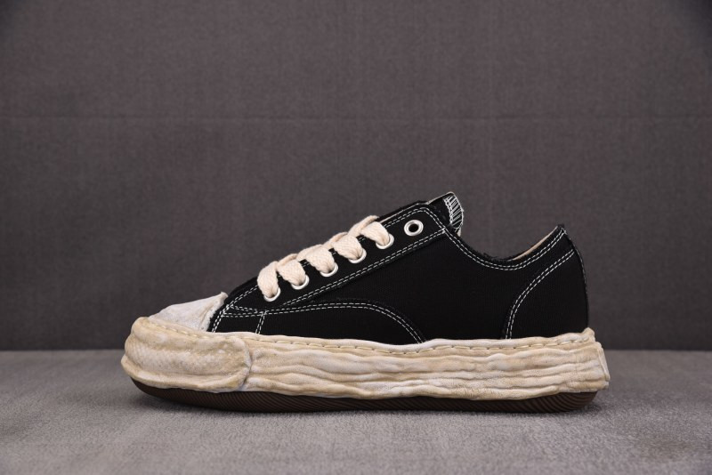 Ma1s0n Mihara Sneakers