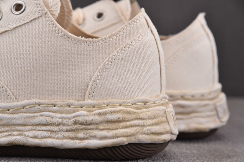 Ma1s0n Mihara Sneakers