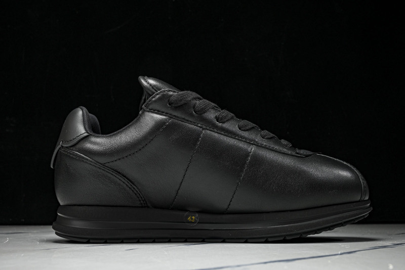 L*V Buttersoft Sneaker